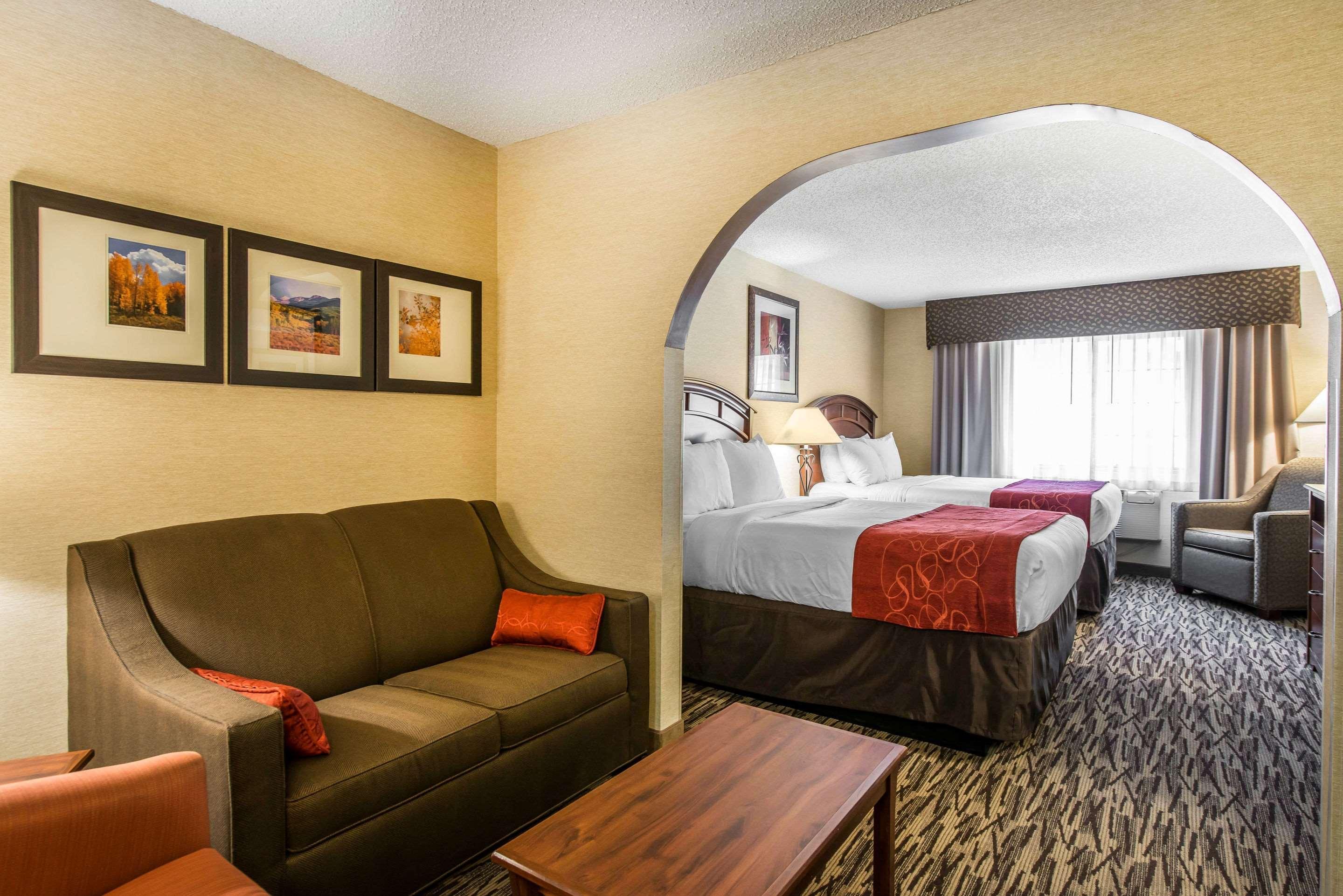 Comfort Suites Golden West On Evergreen Parkway Exterior foto