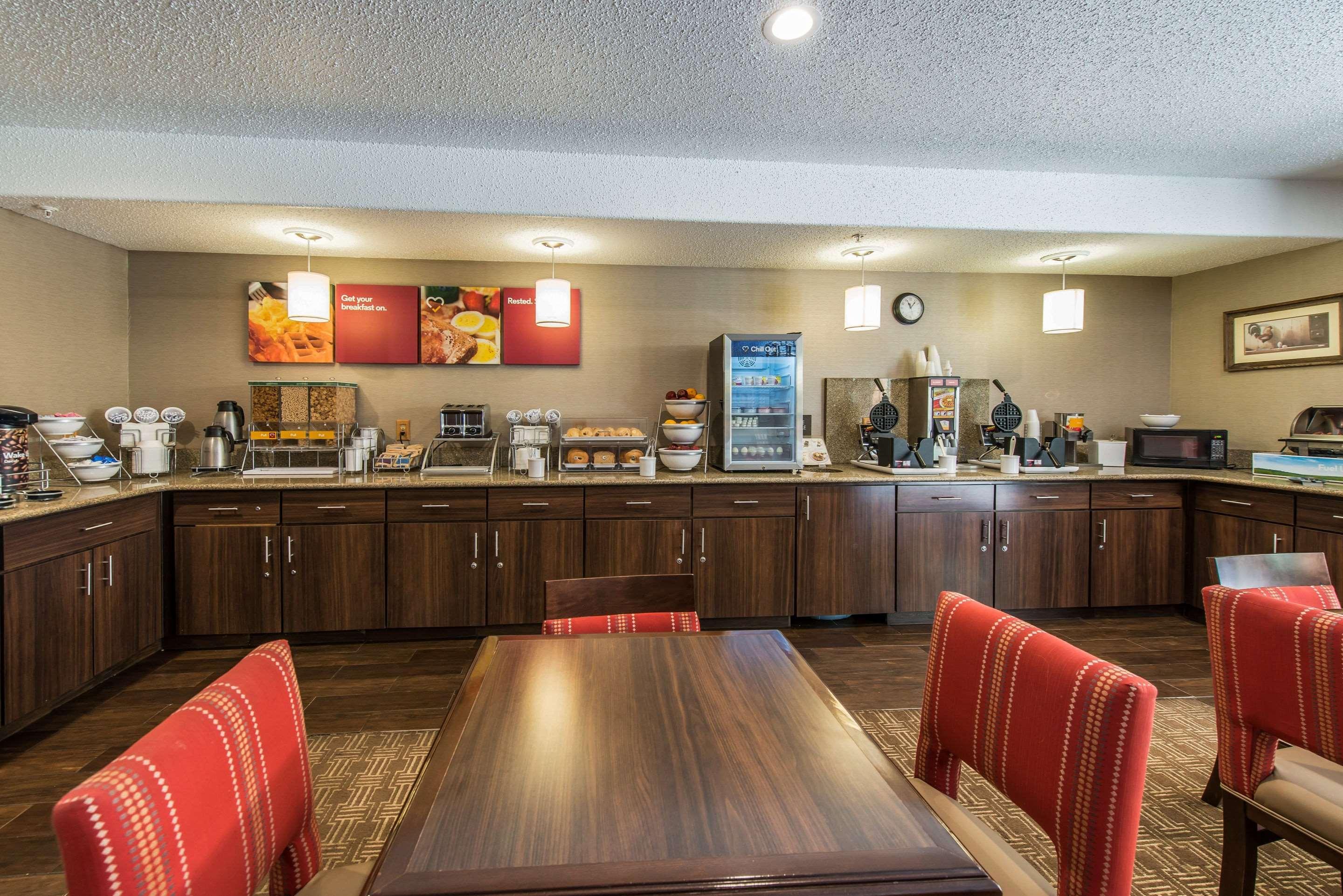 Comfort Suites Golden West On Evergreen Parkway Exterior foto